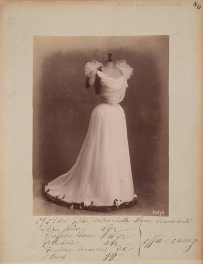 Albumisivu: House of Worth, Ball Gown tekijältä Photographer French