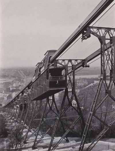 Loschwitz, riippurautatie (m/w kuva) tekijältä Photographer German