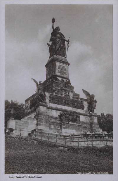 Nationaldenkmal, Saksan yhdistymisen muistomerkki, Rudesheim am Rhein, Hessen (m/v kuva) tekijältä Photographer German