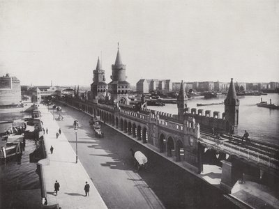 Oberbaumin silta korotetulla rautatiellä (m/w kuva) tekijältä Photographer German