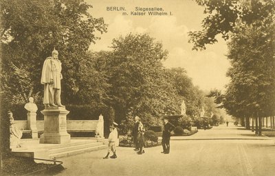 Siegesallee ja Keisari Wilhelm I:n patsas, Berliini (m/v kuva) tekijältä Photographer German