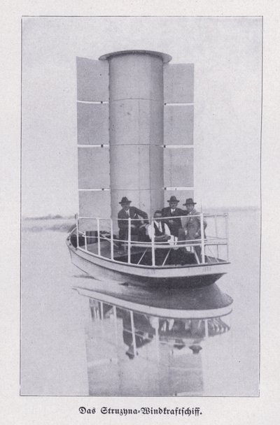 Struzyna, tuulivoimalla toimiva vene, jossa on Flettner-roottori (m/v kuva) tekijältä Photographer German