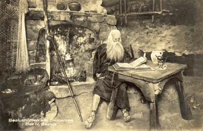 Pyhän Beatuksen hahmo, Beatuksen luolat, Beatenberg, Sveitsi (s/w-kuva) tekijältä Photographer Swiss