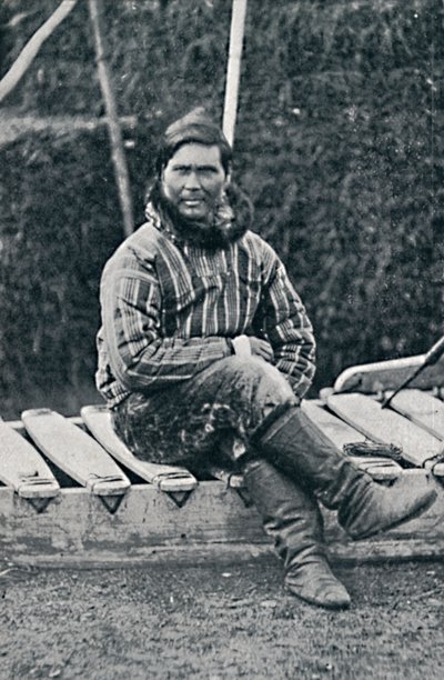 Eskimo lepää rekillään, 1912 tekijältä Pierre Petit