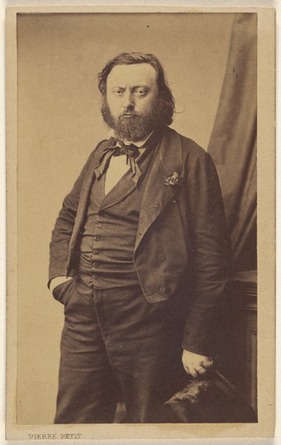  tekijältä Pierre Petit