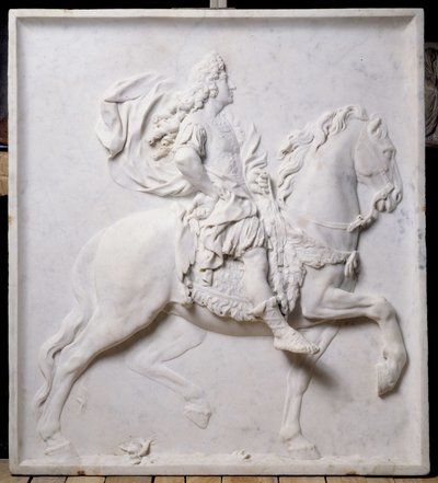 Matala reliefi, joka esittää Ludvig XIV:tä (1638-1715) hevosella (veistos) tekijältä Pierre Puget