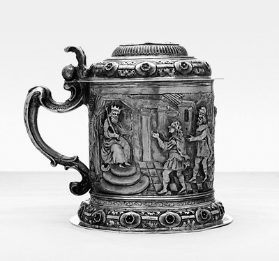 Tankard, osapuolet rauhoittavat ja jahtaavat kohtauksia Josephin elämästä Danzigissa, n. 1690 (kullattua hopeaa paketti) tekijältä Polish School