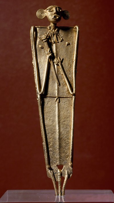 Esikolumbialainen taide, Muisca-sivilisaatio: Naisen patsas (Tango) kullassa. 15-17-luvulla. Bogota, Museo de Oro, Kolumbia tekijältä Pre Columbian