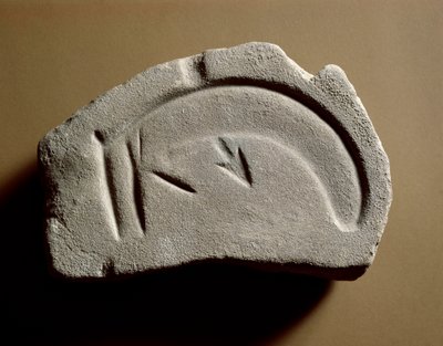Esihistoria: lisävaruste nuolien (muotti) toistoon. Pronssikausi. Bologna, kaupungin arkeologinen museo tekijältä Prehistoric Prehistoric