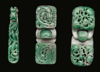 Ryhmä jadeite-vyön koukkuja ja solkia tekijältä Qing Dynasty Chinese School