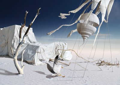Surrealistinen valkoinen aavikko tekijältä Radoslav Penchev