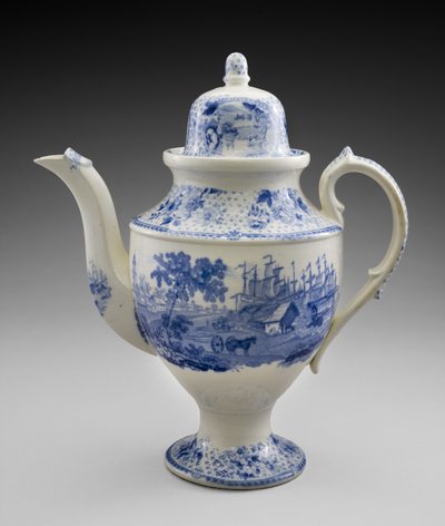 Kahvikannu, c. 1829-1832 (lyijylasitettu keramiikka siirtopainatuksella) tekijältä Ralph Stevenson