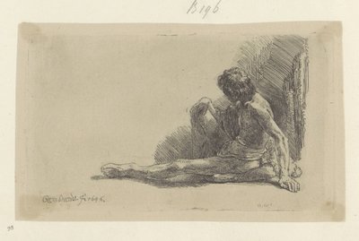 Nuori mies istuu lattialla toinen jalka ojennettuna Recueil de quatre-vingt-cinq estampes originales (sarjan nimi) tekijältä Rembrandt van Rijn