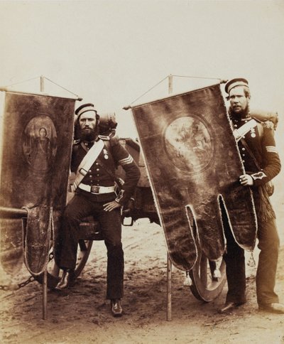 Yrityskersantti Christy ja kersantti McGifford, Royal Artillery, 1856 (seepiakuva) tekijältä Robert Howlett