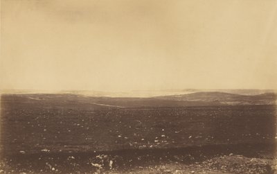 Kaukaisempi näkymä Sebastopoliin ja Gordonin patterin linjoihin. tekijältä Roger Fenton