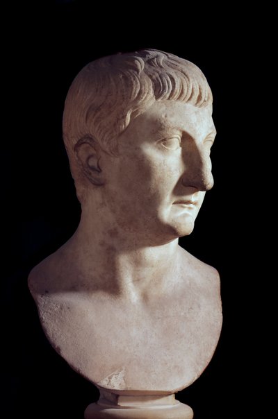 Drusus Nuoren (kuoli 23 jKr.), Rooman keisari Tiberen pojan (Tiberio Claudio Nerone, 42 eKr.-37 jKr.) rintakuva. Marmori veistos. 1. vuosisadalla jKr. Pariisi, Louvre-museo tekijältä Roman