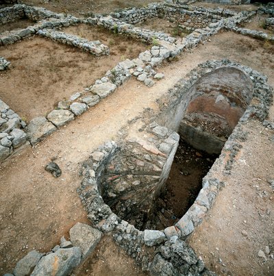 Kreikkalais-roomalaisen Ampuriasin (Empurias) kaupungin vesisäiliö 2. vuosisadalla eKr. (kuva) tekijältä Roman