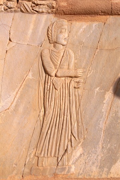 Lähikuva sabrathan teatterin koristeellisesta näyttämöreliefistä, Libya, Tripolitania. tekijältä Roman