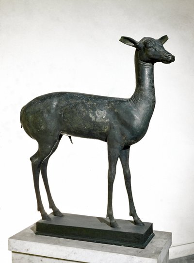 Hirvi (pronssiveistos tekijältä Roman