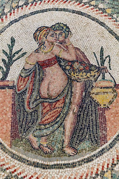 Eros ja Psyche. 3.-4. vuosisata. Casalen roomalainen huvila, Sisilia (mosaiikki). tekijältä Roman