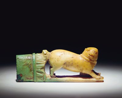 Taitettava veitsen kahva tekijältä Roman