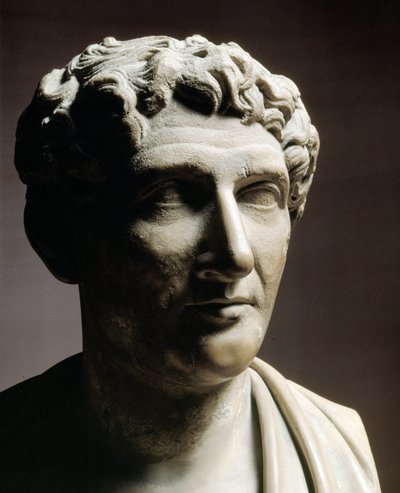 Ovidiuksen pää (marmoriveistos) tekijältä Roman