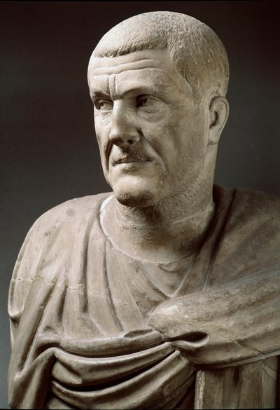 Keisari Maximinus Thraxin (173-238) marmoripatsas - Rooma, Musei Capitolini - Keisari Maximinus Thraxin rintakuva - Marmoriveistos - Rooma, Musei Capitolini tekijältä Roman