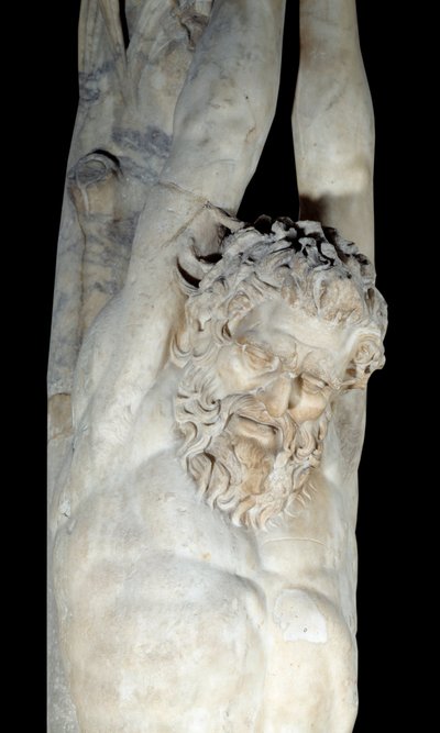 Marsyasin kärsimys roikkuu männyn rungosta. Yksityiskohta. Marmoriveistos 200-luvun 3. alun lopusta eKr. Aurinko 2,5 m Pariisi, Musee du Louvre tekijältä Roman