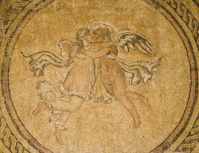 Eroksen ja Psychen mosaiikki, kristittyjen kuninkaiden Alcazarin mosaiikkisalista, 3.-4. vuosisadalla jKr. (mosaiikki) tekijältä Roman