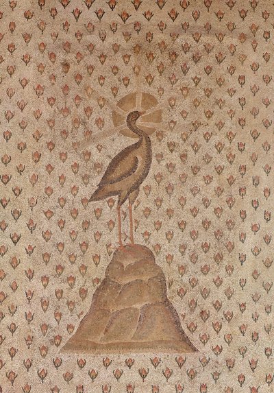 Mosaiikkipäällyste, yksityiskohta keskiaiheesta, jossa on feeniks ruusunnuppujen päällä, Daphnen huvilan sisäpihalta, Antiokiasta, Roomasta, 5. vuosisadan loppupuolelta eKr. marmori- ja kalkkikivimosaiikki, yksityiskohta, 1 tekijältä Roman