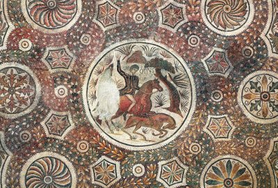 Mosaiikki metsästyskohtauksella, 4. vuosisadalla jKr (mosaiikki) tekijältä Roman