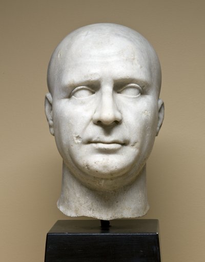 Isis-papin muotokuva, 200-luvun alku jKr. (Proconnesian marmori) tekijältä Roman