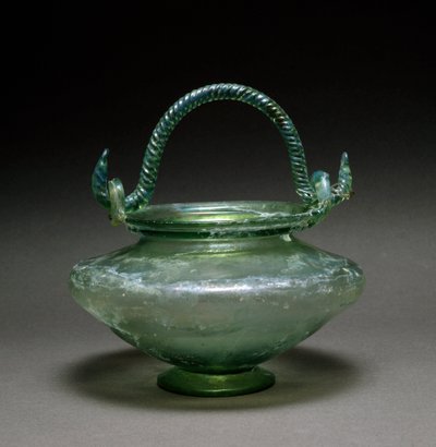 Roomalainen taide: kaksikontinen maljakko. 1. vuosisadalla jKr. La Antigua Diamista. 12 cm National Museum of Roman Art Merida, Espanja tekijältä Roman