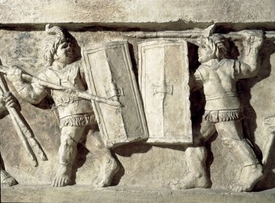 Roomalainen taide: matala reliefi, joka edustaa gladiaattorien taistelua. 1. vuosisadalla jKr. Rooma, Museo della Civilta Romana tekijältä Roman