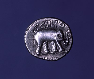 Hopeakolikko, joka edustaa elefanttia, Scipions-fetiche-eläintä. Lucius Caecilius Metellus tarttui karthagolaisten norsuihin vuonna 251 eaa. 47-46 eaa. tekijältä Roman