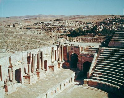 Näkymä Etelä-teatterille, rakennettu noin 90 jKr tekijältä Roman
