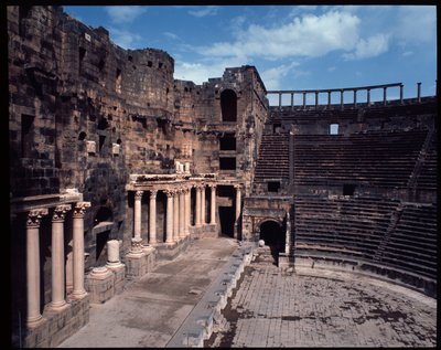 Näkymä teatterista (valokuvaus) tekijältä Roman