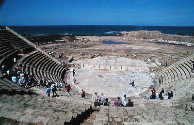 Näkymä teatterista tekijältä Roman