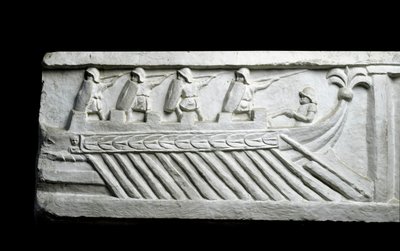 Sotalaiva (matala helpotus) tekijältä Roman Roman