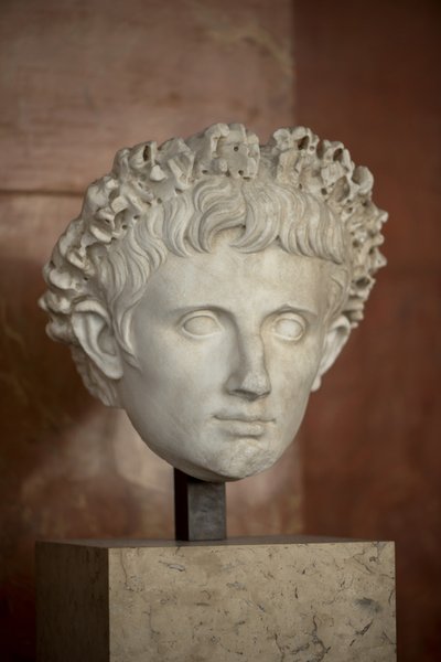 Art Rooma Keisari Augustuksen pää (63 eKr. - 14 jKr) marmoria tekijältä Roman Roman