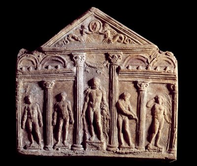 Koristeellinen terrakottalaatta nimeltä Campana, joka edustaa temppeliä, jonka keskellä on patsaita, mukaan lukien Herkules. Antiikin Rooma. Pariisi, Louvre-museo tekijältä Roman Roman