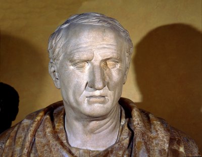 Ciceron marmorinen rintakuva (Marcus Tullius Cicero), roomalainen poliitikko, puhuja ja kirjailija) tekijältä Roman Roman