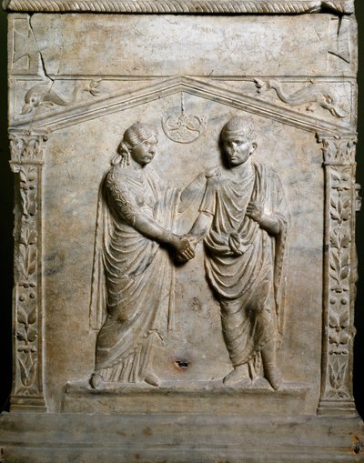 Roomalainen taide: hautausalttari koristaa hääpaikkaa (Junctio dextrarum). Matala helpotus. Rooma, Museo Nazionale Romano tekijältä Roman Roman