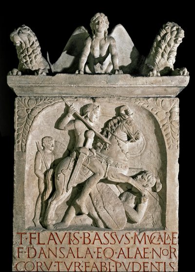 Roomalainen taide: aristokraatin ja roomalaisen poliitikon Flavius Bassus Herculanuksen (tunnetaan noin 449-452) hautausstele 5. vuosisadalta jKr. Rooma, Museo della Civilta Romana tekijältä Roman Roman