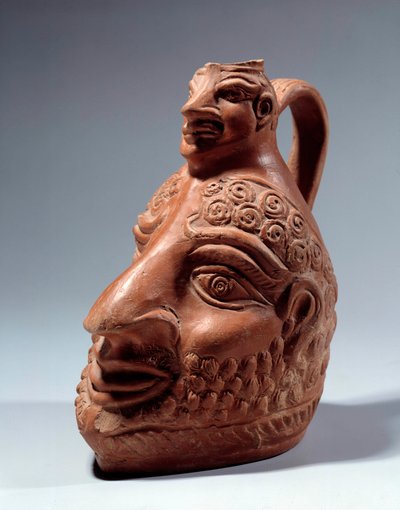 Roomalainen taide: kaksoispään muotoinen terrakottamaljakko. Pariisi, Louvre-museo tekijältä Roman Roman