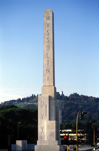 Rooma. Foro Italico on Mussolinille omistettu obeliski. tekijältä Roman Roman