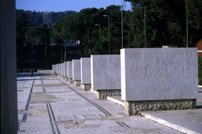Rooma, Foro italico. Kunniakuja. Jokaisessa kivessä on voitosta muistuttava kirjoitus. tekijältä Roman Roman