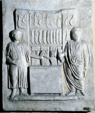 Kyltti veitsiliikkeestä roomalaisella aikakaudella. Museo di Ostia (Ostia) tekijältä Roman Roman