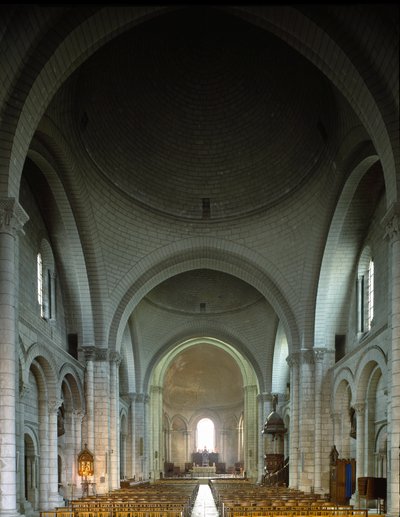 Sisäkuva Cathedrale Saint Pierre (Saint Pierre) tekijältä Romanesque