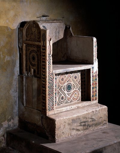Antipaavi Clement VII:n marmori-mosaiikkituoli, kosmeettinen tyyli tekijältä Romanesque